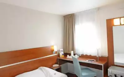 Kyriad Hotel Paris Sud - Porte d'Ivry mit 87 % Empfehlungsrate Kyriad Hotel Paris Sud - Porte d'Ivry in Ivry-sur-Seine