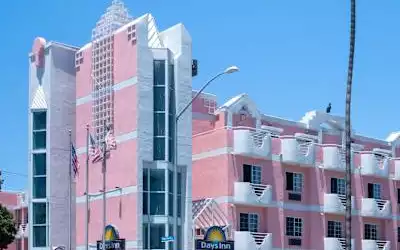 Hotel Days Inn Santa Monica Blvd mit 100 % Empfehlungsrate Hotel Days Inn Santa Monica Blvd in Santa Monica