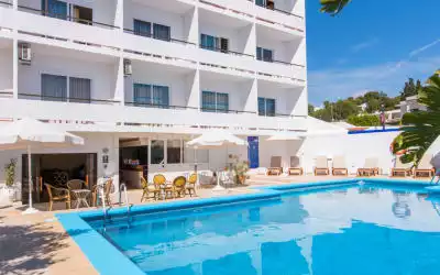 azuLine Hotel Mediterraneo mit 100 % Empfehlungsrate azuLine Hotel Mediterraneo in Santa Eulària des Riu