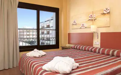 Apartments Parot mit 100 % Empfehlungsrate Apartments Parot in Santa Eulària des Riu