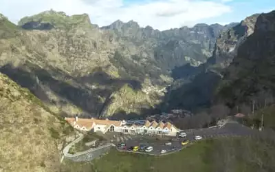 Eira do Serrado Hotel SPA in Curral das Freiras