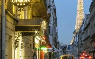 Hotel Elysees Union mit 99 % Empfehlungsrate Hotel Elysees Union in Paris