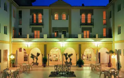 Hotel Macia Alfaros mit 92 % Empfehlungsrate Hotel Macia Alfaros in Cordoba