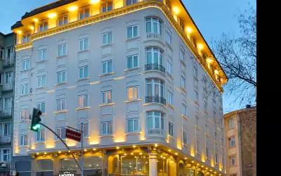 Hotel Bulvar Palas mit 99 % Empfehlungsrate Hotel Bulvar Palas in Istanbul