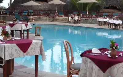 Hotel Pinewood Beach Resort & Spa mit 98 % Empfehlungsrate Hotel Pinewood Beach Resort & Spa in Galu Beach