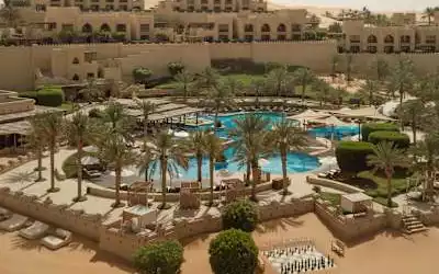 Qasr Al Sarab Desert Resort by Anantara in Liwa Oasis