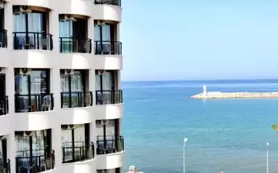 By Karaaslan Inn in Kusadasi