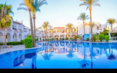 Dive Inn Resort in Hadabat Umm es-Sid