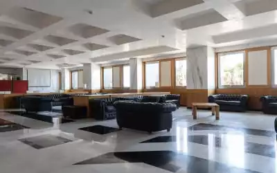 Grand Hotel Salerno mit 82 % Empfehlungsrate Grand Hotel Salerno in Salerno