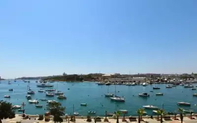 Hotel The Waterfront mit 98 % Empfehlungsrate Hotel The Waterfront in Gzira