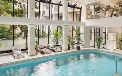 Queen's Court Hotel & Residence mit 99 % Empfehlungsrate Queen's Court Hotel & Residence in Budapest