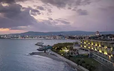 Xenia Volou Domotel mit 100 % Empfehlungsrate Xenia Volou Domotel in Vólos