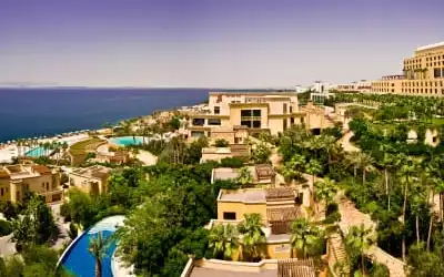 Hotel Kempinski Ishtar Dead Sea mit 82 % Empfehlungsrate Hotel Kempinski Ishtar Dead Sea in Mādabā