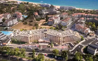Hotel Vila Galé Cerro Alagoa mit 84 % Empfehlungsrate Hotel Vila Galé Cerro Alagoa in Albufeira