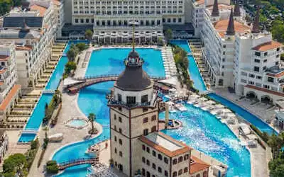 Mardan Palace in Kundu