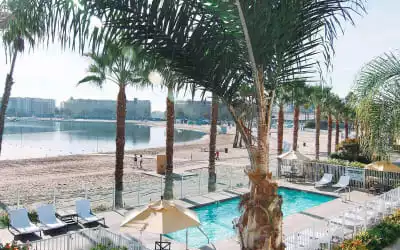 Hotel Jamaica Bay Inn mit 99 % Empfehlungsrate Hotel Jamaica Bay Inn in Marina del Rey