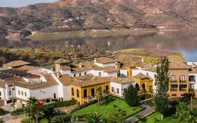 B bou Hotel La Viñuela & Spa in Vinuela