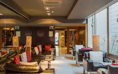 Porto Trindade Hotel mit 99 % Empfehlungsrate Porto Trindade Hotel in Porto