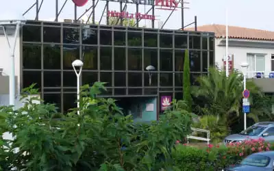 Best Western Plus Hotel La Marina in Saint-Raphael