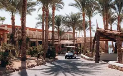 Reef Oasis Beach Resort in Hadabat Umm es-Sid