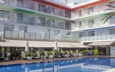 Ibersol Antemare mit 87 % Empfehlungsrate Ibersol Antemare in Sitges