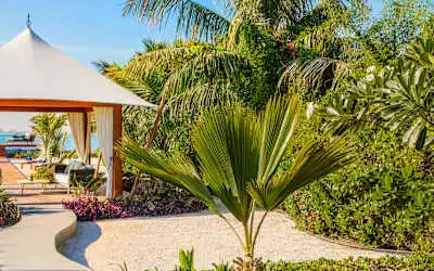 The Ritz-Carlton Ras Al Khaimah Al Hamra Beach mit 98 % Empfehlungsrate The Ritz-Carlton Ras Al Khaimah Al Hamra Beach in Ras al-Khaimah