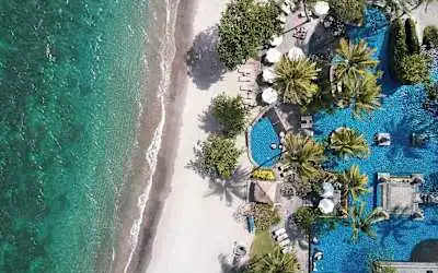 Hotel Sheraton Senggigi Lombok Beach Resort mit 100 % Empfehlungsrate Hotel Sheraton Senggigi Lombok Beach Resort in Senggigi