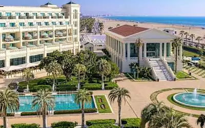 Las Arenas Balneario Resort mit 94 % Empfehlungsrate Las Arenas Balneario Resort in Valencia