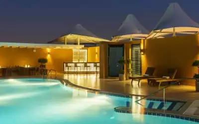 Four Points by Sheraton Bur Dubai mit 99 % Empfehlungsrate Four Points by Sheraton Bur Dubai in Dubai