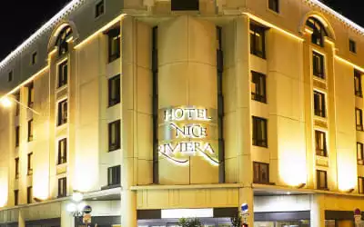 Hotel Nice Riviera mit 99 % Empfehlungsrate Hotel Nice Riviera in Nizza