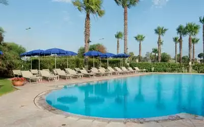 NH Catania Parco Degli Aragonesi mit 82 % Empfehlungsrate NH Catania Parco Degli Aragonesi in Catania