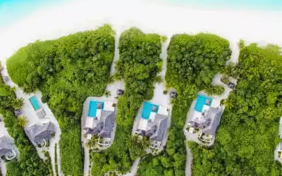 Hideaway Beach Resort & Spa mit 99 % Empfehlungsrate Hideaway Beach Resort & Spa in Dhidhdhoo