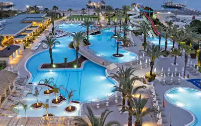 Liberty Lara in Lara