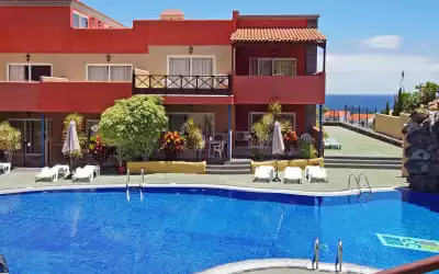 Aparthotel El Cerrito mit 95 % Empfehlungsrate Aparthotel El Cerrito in Los Cancajos