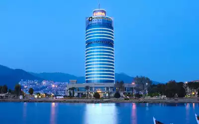 Wyndham Grand Izmir Ozdilek Thermal & Spa mit 97 % Empfehlungsrate Wyndham Grand Izmir Ozdilek Thermal & Spa in Izmir
