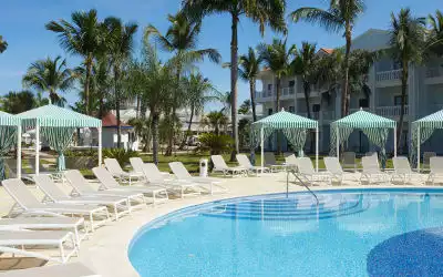 Bahia Principe Luxury Esmeralda mit 83 % Empfehlungsrate Bahia Principe Luxury Esmeralda in Bavaro