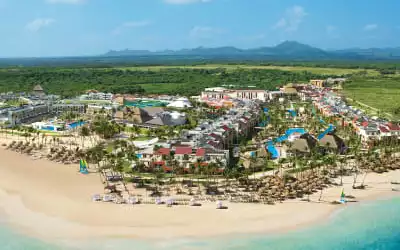 Breathless Punta Cana Resort & Spa mit 93 % Empfehlungsrate Breathless Punta Cana Resort & Spa in Uvero Alto