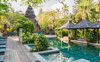 Bali Garden Beach Resort in Kuta