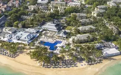 Bahia Principe Grand El Portillo mit 82 % Empfehlungsrate Bahia Principe Grand El Portillo in Las Terrenas