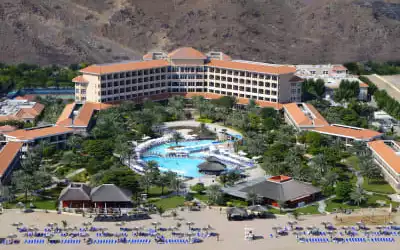 Fujairah Rotana Resort & Spa mit 87 % Empfehlungsrate Fujairah Rotana Resort & Spa in Al Aqah