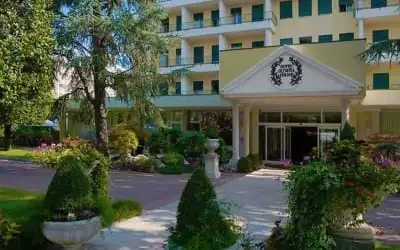 Hotel Olympia Terme mit 98 % Empfehlungsrate Hotel Olympia Terme in Montegrotto Terme