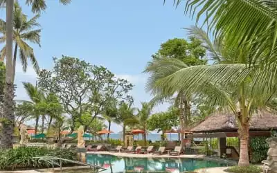 Legian Beach Hotel in Legian