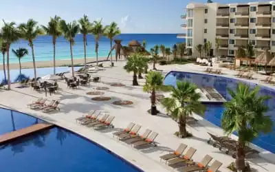 Dreams Riviera Cancun Resort & Spa mit 81 % Empfehlungsrate Dreams Riviera Cancun Resort & Spa in Puerto Morelos