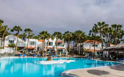 Bahia Calma Beach mit 81 % Empfehlungsrate Bahia Calma Beach in Costa Calma