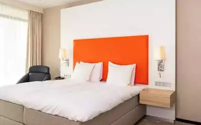 Van der Valk Hotel A4 Schiphol mit 99 % Empfehlungsrate Van der Valk Hotel A4 Schiphol in Hoofddorp