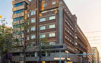 Hotel NH Atlanta Rotterdam mit 99 % Empfehlungsrate Hotel NH Atlanta Rotterdam in Rotterdam