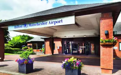 DoubleTree by Hilton Manchester Airport mit 99 % Empfehlungsrate DoubleTree by Hilton Manchester Airport in Hale Barns