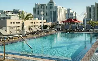 Hotel Courtyard Miami Beach South Beach mit 99 % Empfehlungsrate Hotel Courtyard Miami Beach South Beach in Miami Beach