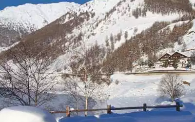 Hotel Vernagt am See mit 99 % Empfehlungsrate Hotel Vernagt am See in Maso Corto