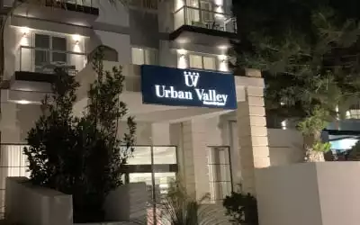 Urban Valley Resort & Spa mit 98 % Empfehlungsrate Urban Valley Resort & Spa in San Ġwann